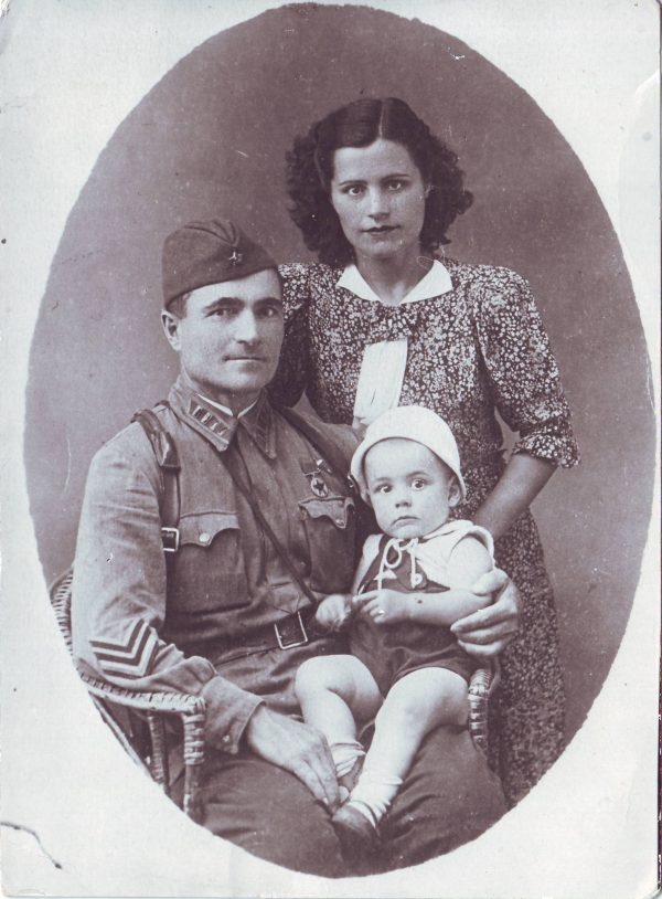 Лапшов А.В. с женой и сыном.